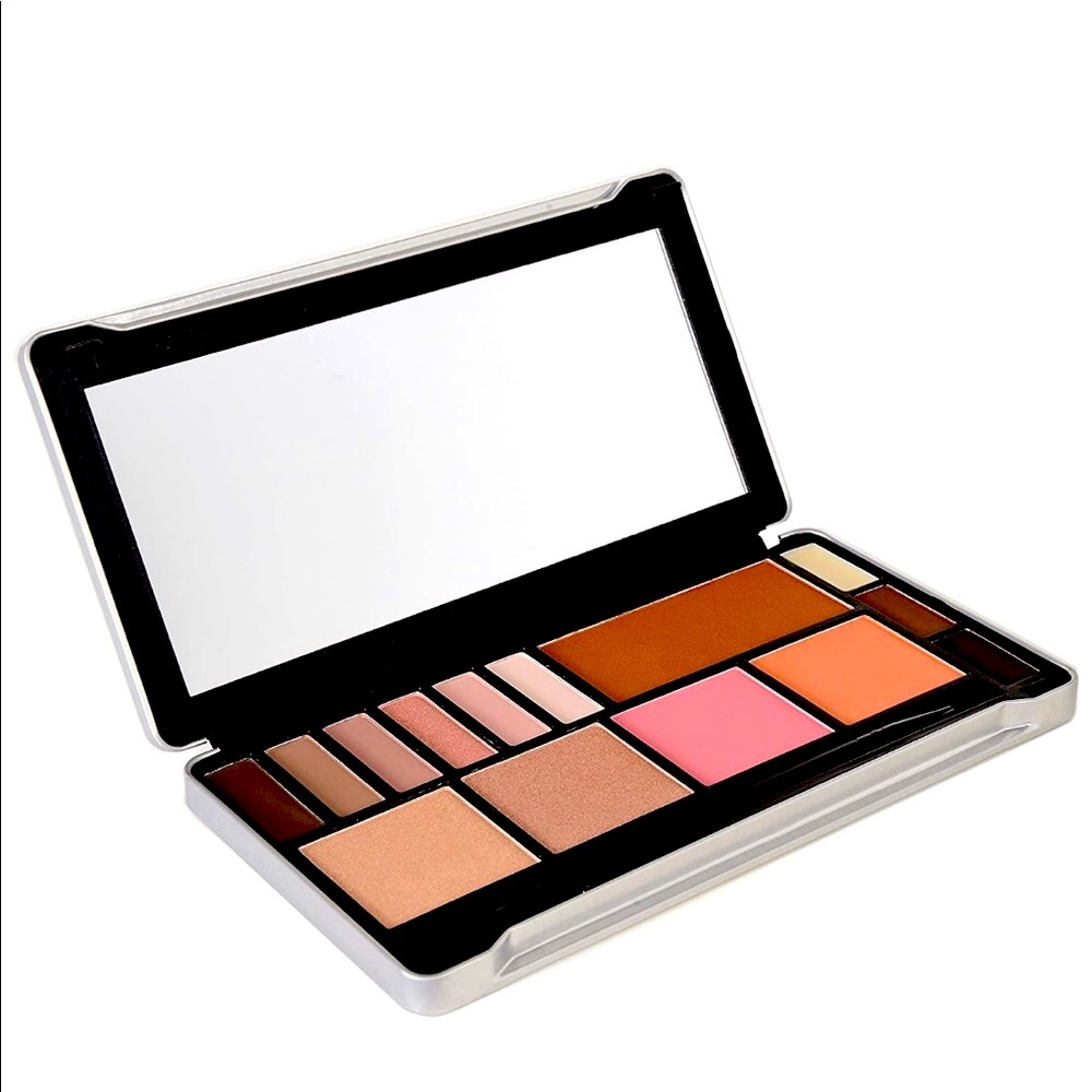 NEW Essentials Exposed Face Eye & Brow Pallette - Picture 4 of 10